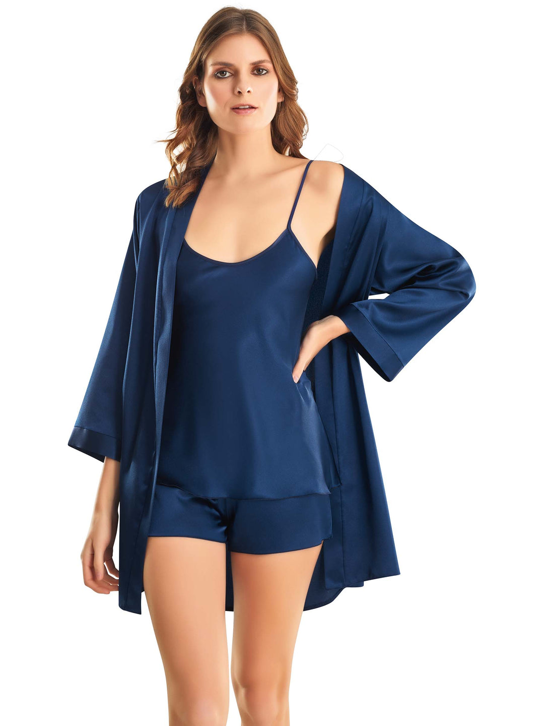 Şortlu Sabahlıklı Üçlü Takım 361